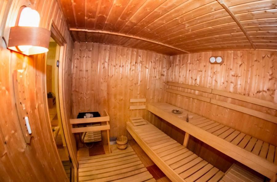 Hotel Allvet Drnovice  Екстериор снимка